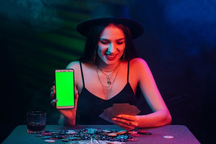 Papan peringkat turnamen kaostogel menunjukkan posisi pemain secara real-time